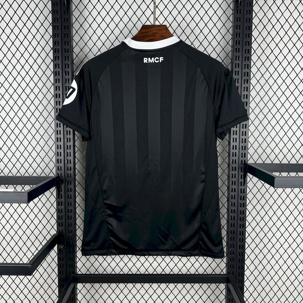 Camisa Real Madrid Treino 2025/26 Preta - Modelo Torcedor