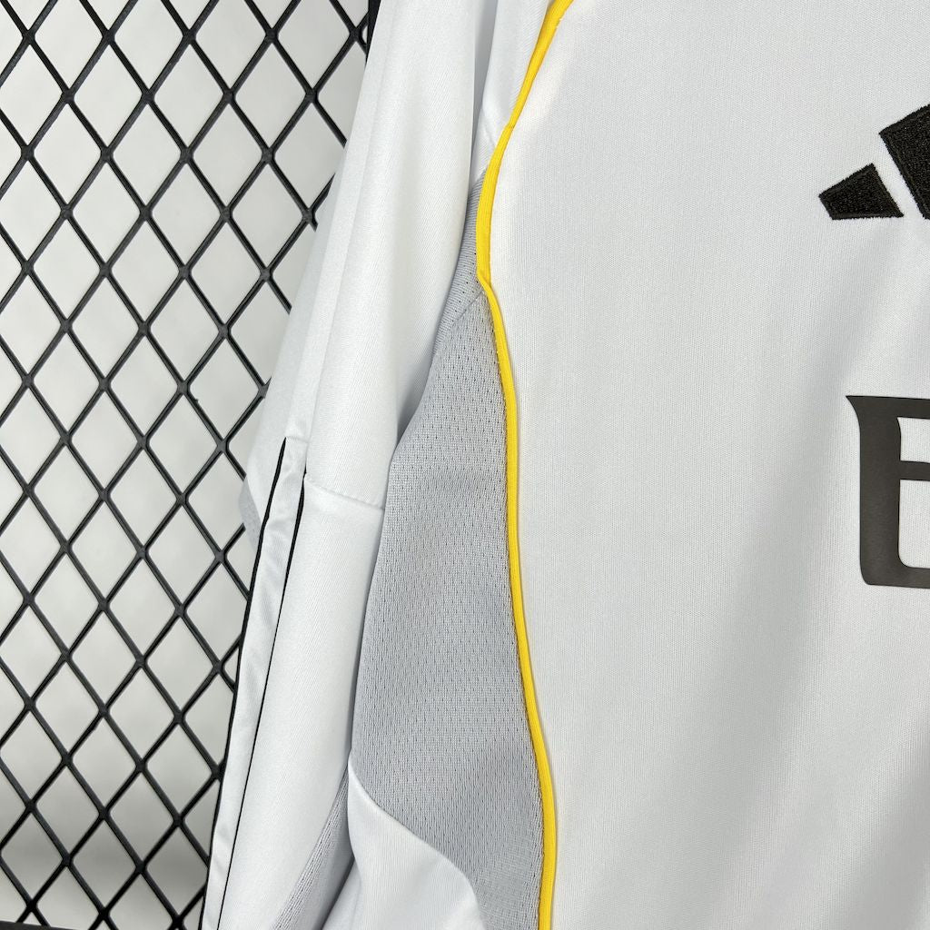 Camisa Real Madrid I 2025/26 Manga Longa - Modelo Torcedor