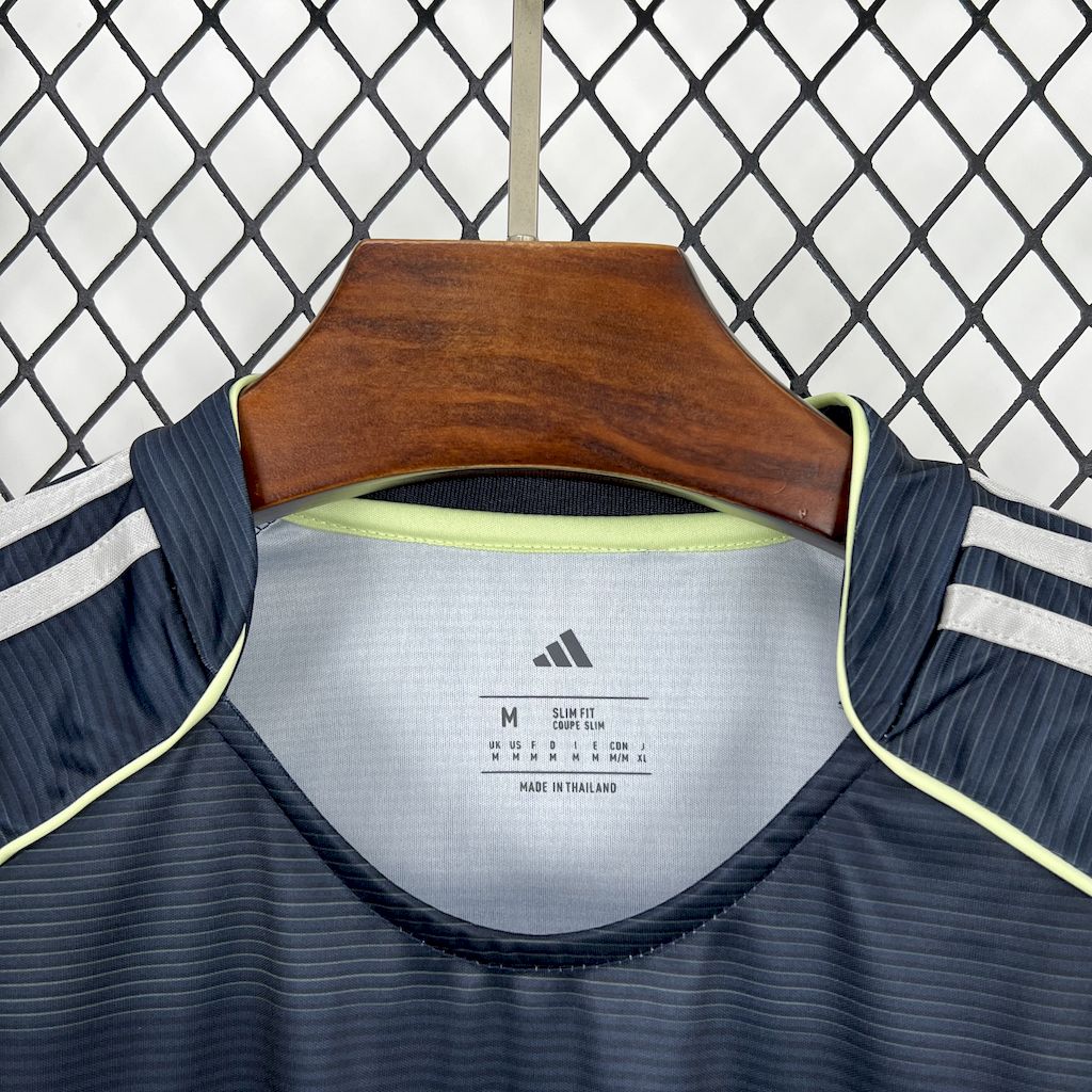 Camisa Real Madrid II 2025/26 Manga Longa - Modelo Torcedor