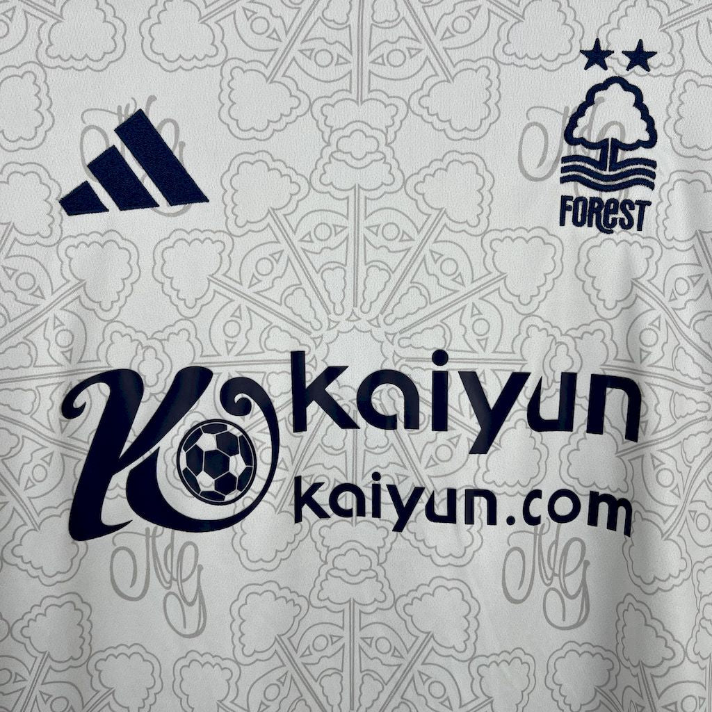 Camisa Nottingham Forest Away 2025/26 Branca - Modelo Torcedor