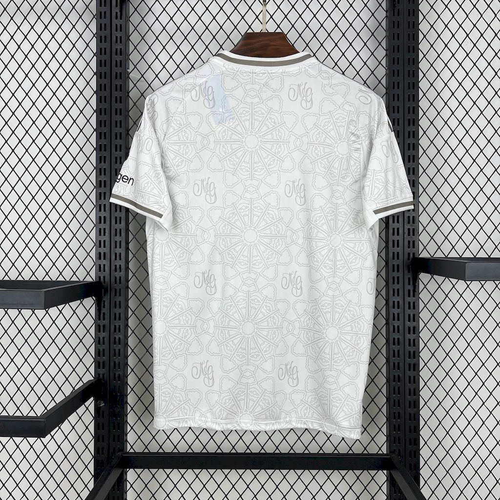 Camisa Nottingham Forest Away 2025/26 Branca - Modelo Torcedor