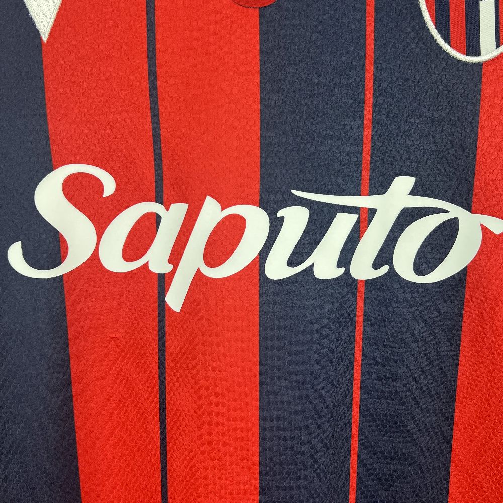 Camisa Bologna Home 2025/26 Vermelho e Azul - Versão Torcedor