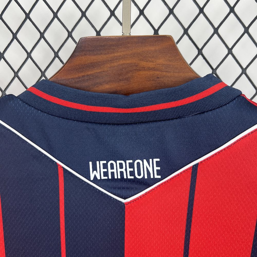 Camisa Bologna Home 2025/26 Vermelho e Azul - Versão Torcedor