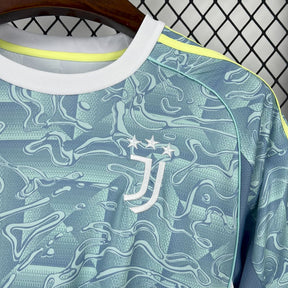 Camisa Juventus Away 2025/26 Verde - Versão Torcedor