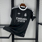 Camisa Real Madrid Treino 2025/26 Preta - Modelo Torcedor