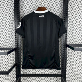 Camisa Real Madrid Treino 2025/26 Preta - Modelo Torcedor