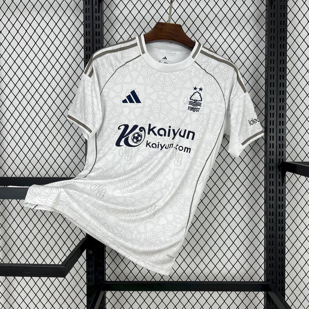 Camisa Nottingham Forest Away 2025/26 Branca - Modelo Torcedor