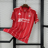 Camisa Nottingham Forest Home 2025/26 Vermelha - Modelo Torcedor