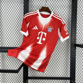 Camisa Bayern de Munique Home 2025/26 Vermelha e Branca - Modelo Torcedor