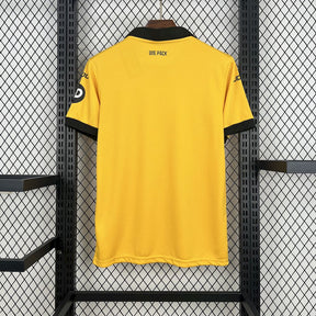 Camisa Wolverhampton Home 2025/26 Amarela - Versão Torcedor
