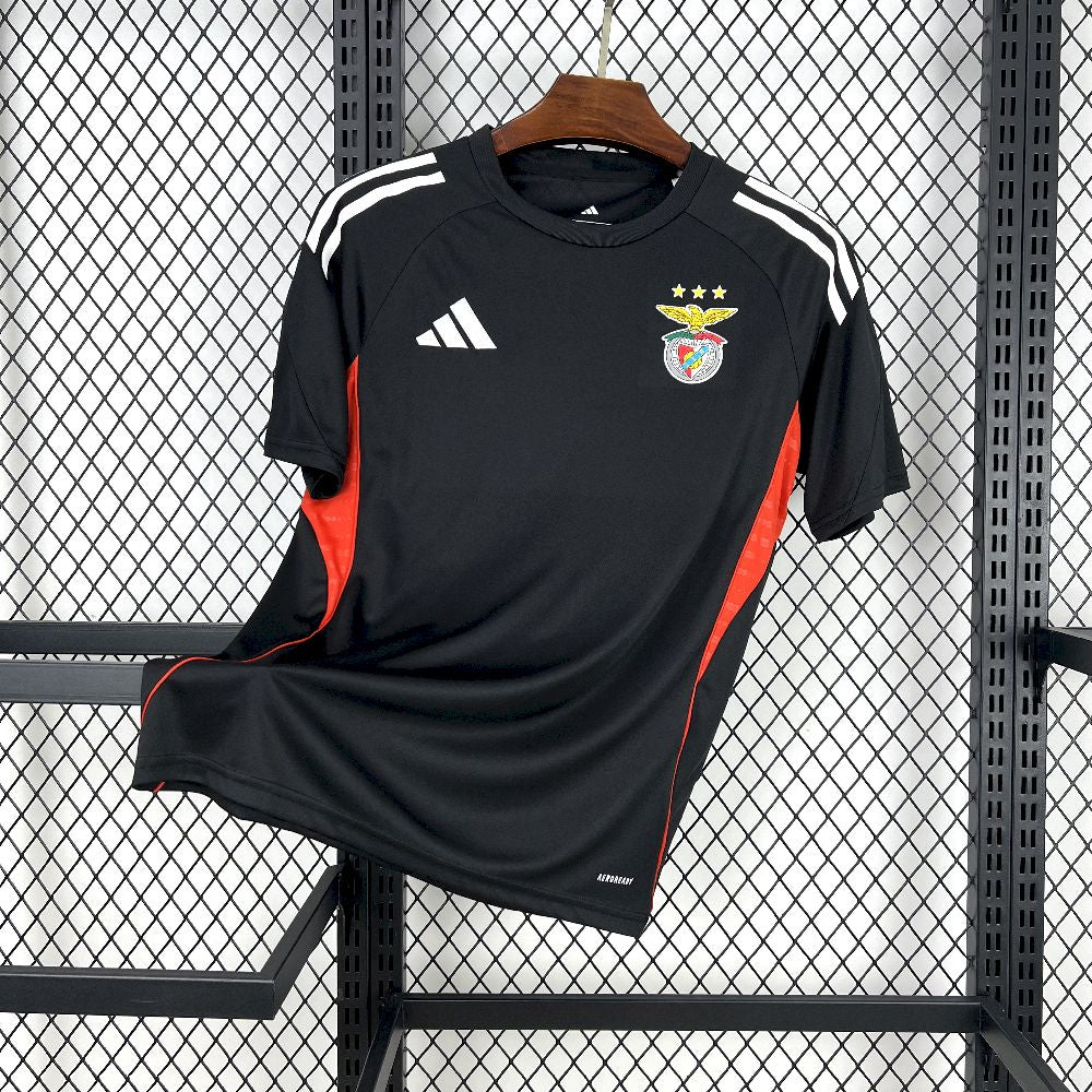 Camisa Benfica Pré-Jogo 2025/26 Preta  - Modelo Torcedor