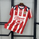 Camisa Clube Chivas Home 2025/26 Vermelha e Branca - Versão Torcedor