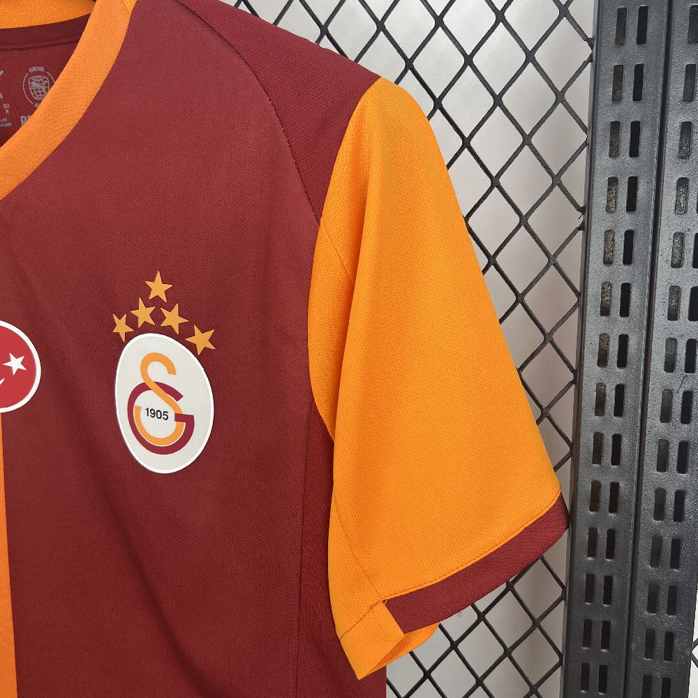 Camisa Galatasaray Home 2025/26 Vermelha e Laranja - Modelo Torcedor