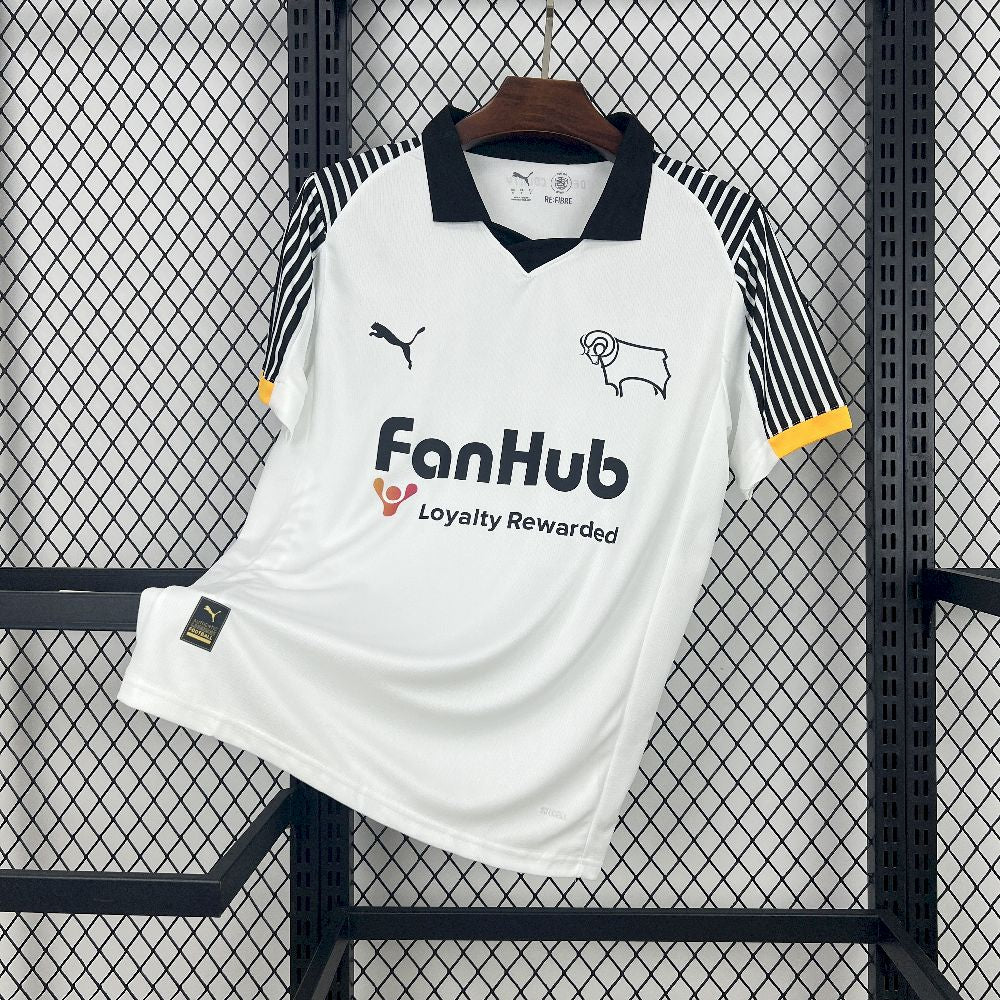 Camisa Derby County Home 2025/26 Branca - Versão Torcedor
