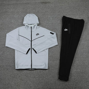 Conjunto Nike: Tech Fleece – Cinza