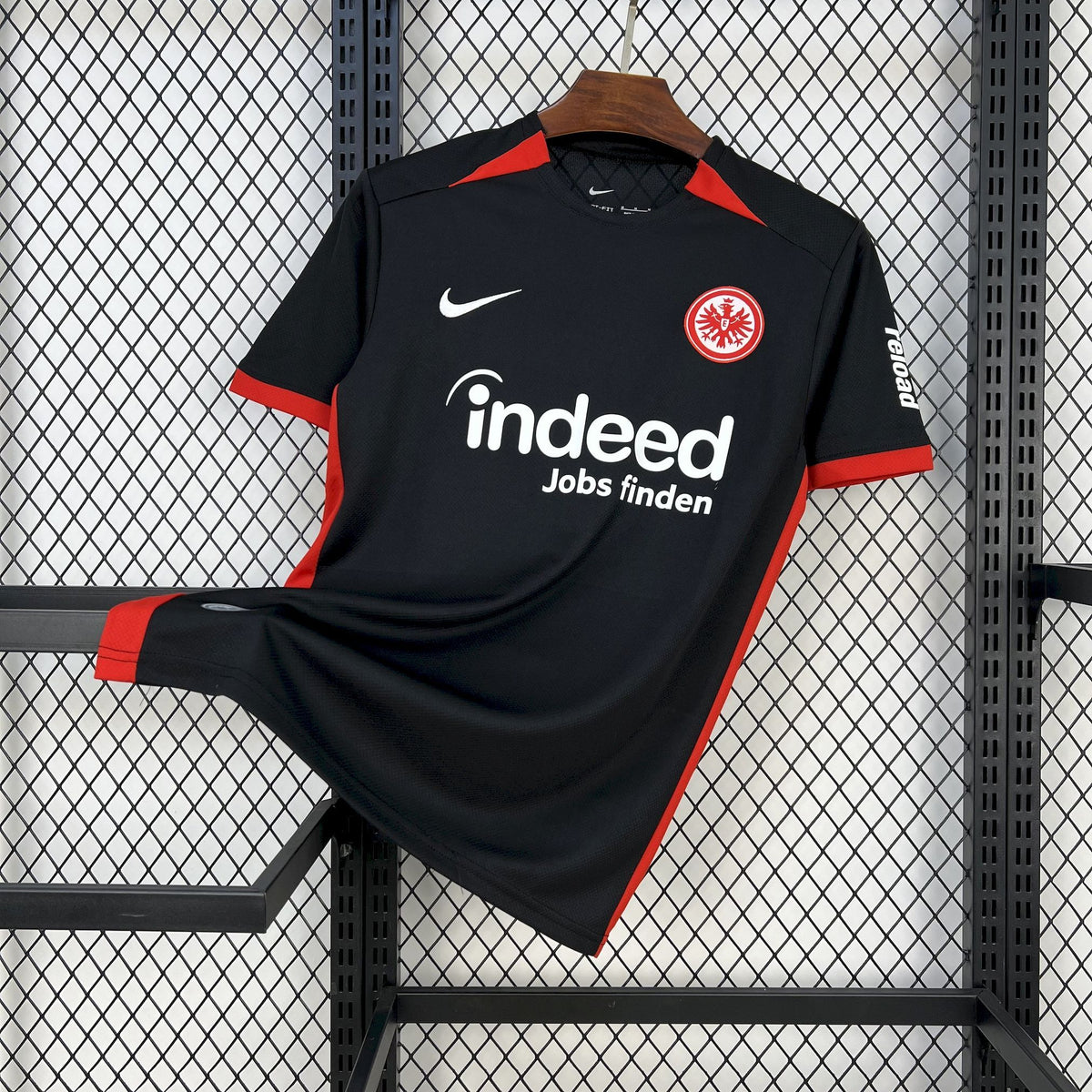 Camisa Eintracht Frankfurt ll 2024/25 Preta - Modelo Torcedor