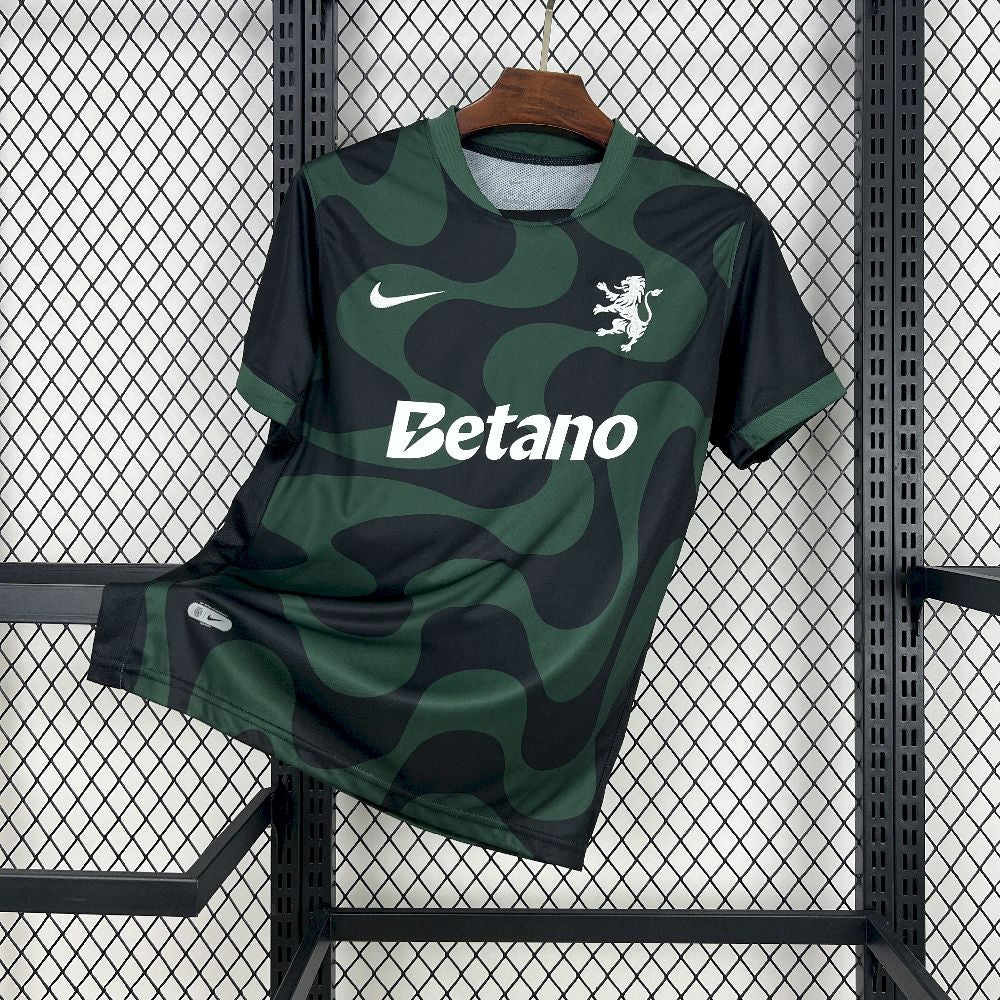 Camisa Sporting Third 2025/26 Preta e Verde - Modelo Torcedor