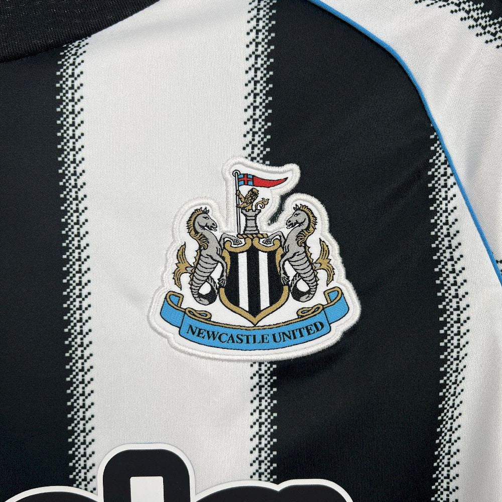 Camisa Newcastle Home 2025/26 Listrada - Modelo Torcedor