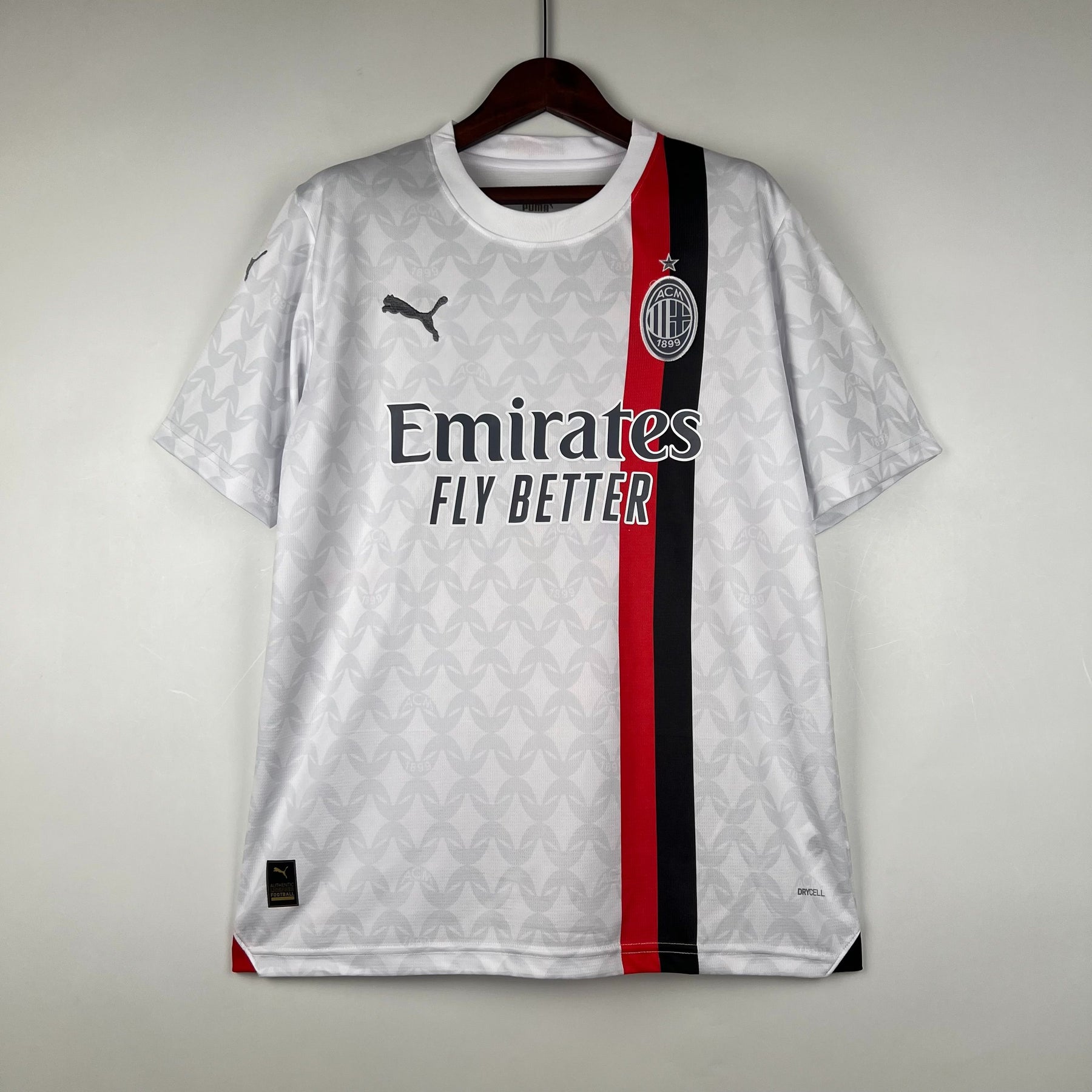 Camisa AC Milan Away 2023/24 Branca - Modelo Torcedor