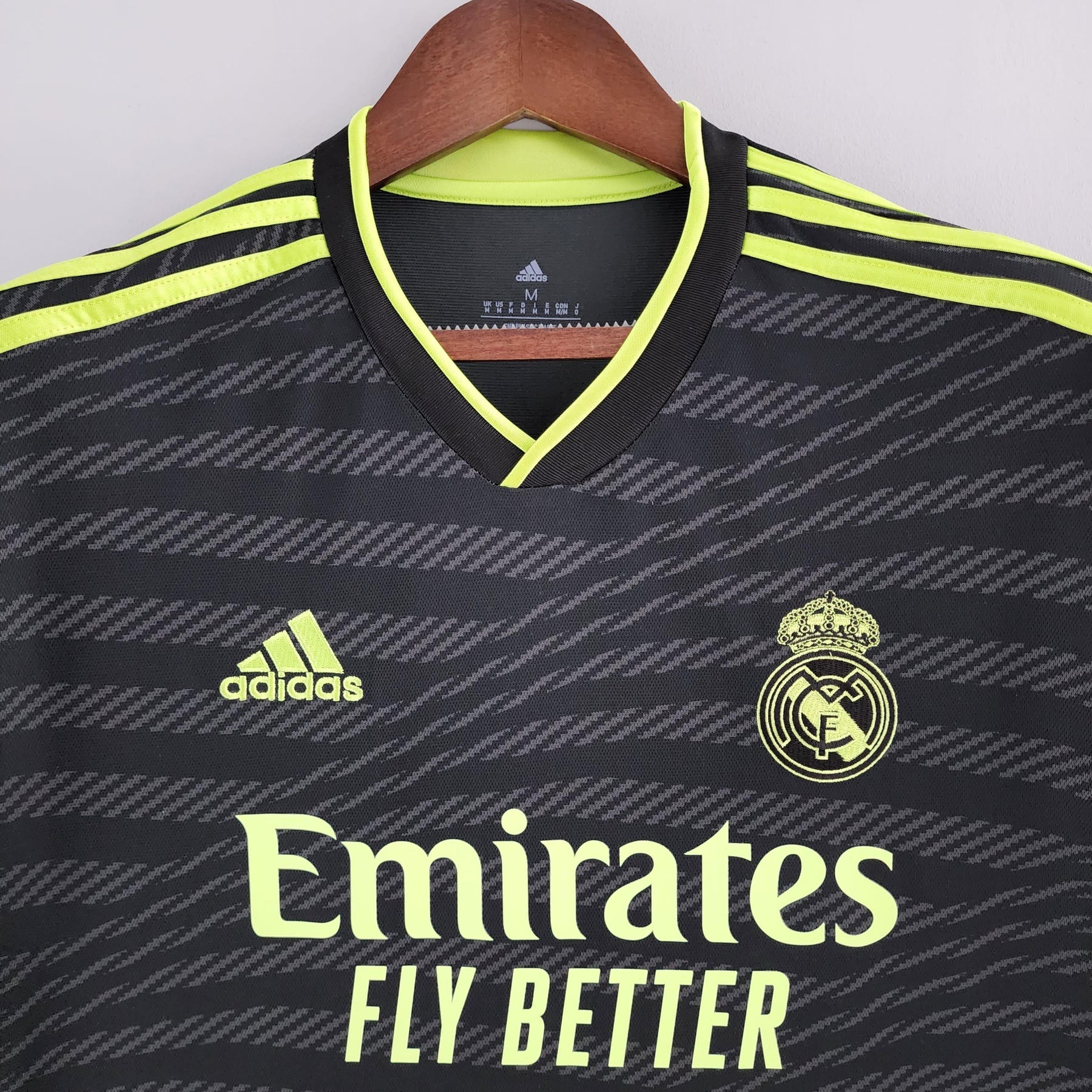 Camisa Real Madrid lll 2022/23 Preta - Modelo Torcedor