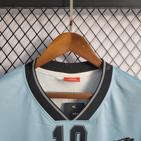 Camisa Argentina Comemorativa Maradona Retrô - Azul e Branca