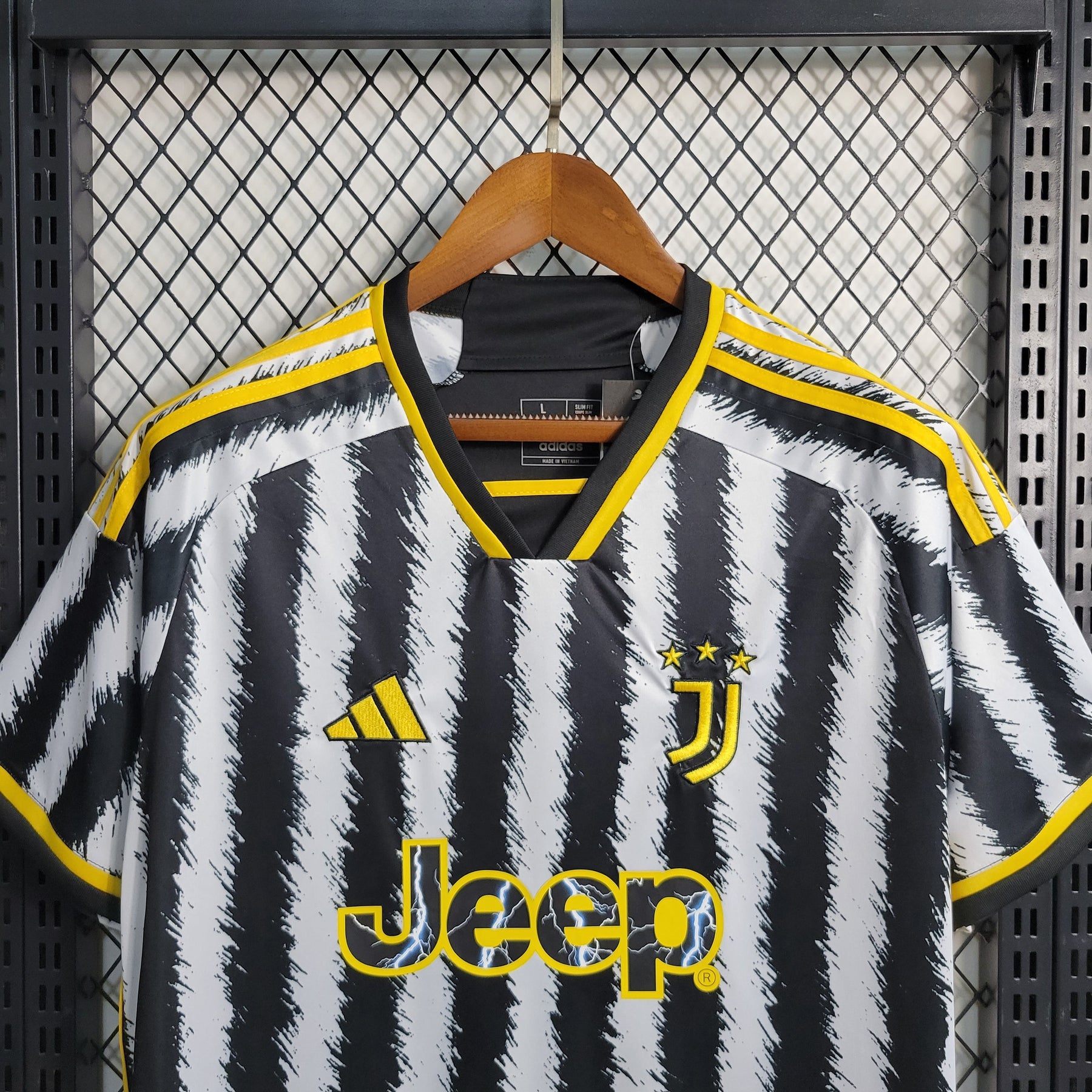 Camisa Juventus l 2023/24 Listrada - Modelo Torcedor