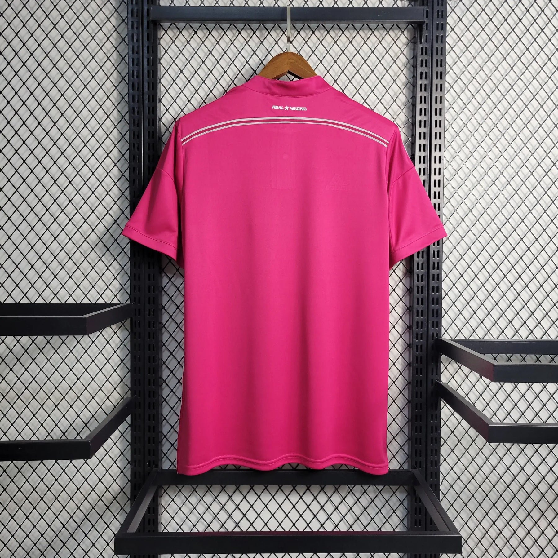 Camisa Real Madrid Away 14/15 Retrô - Rosa