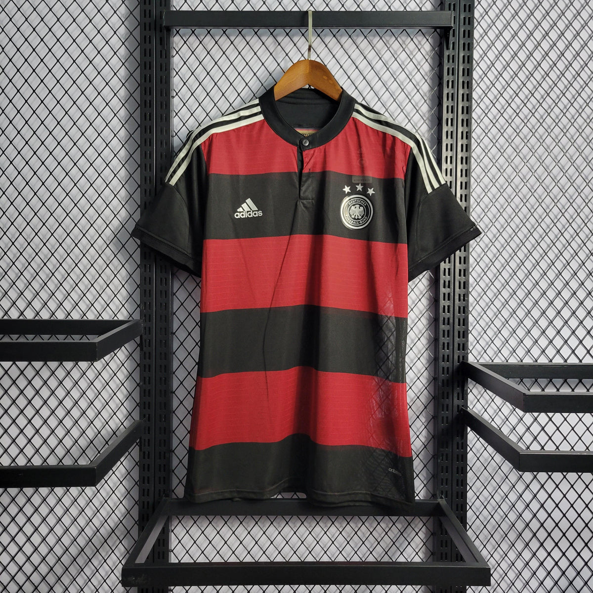 Camisa Alemanha Away 2014 Retrô - Vermelha e Preta