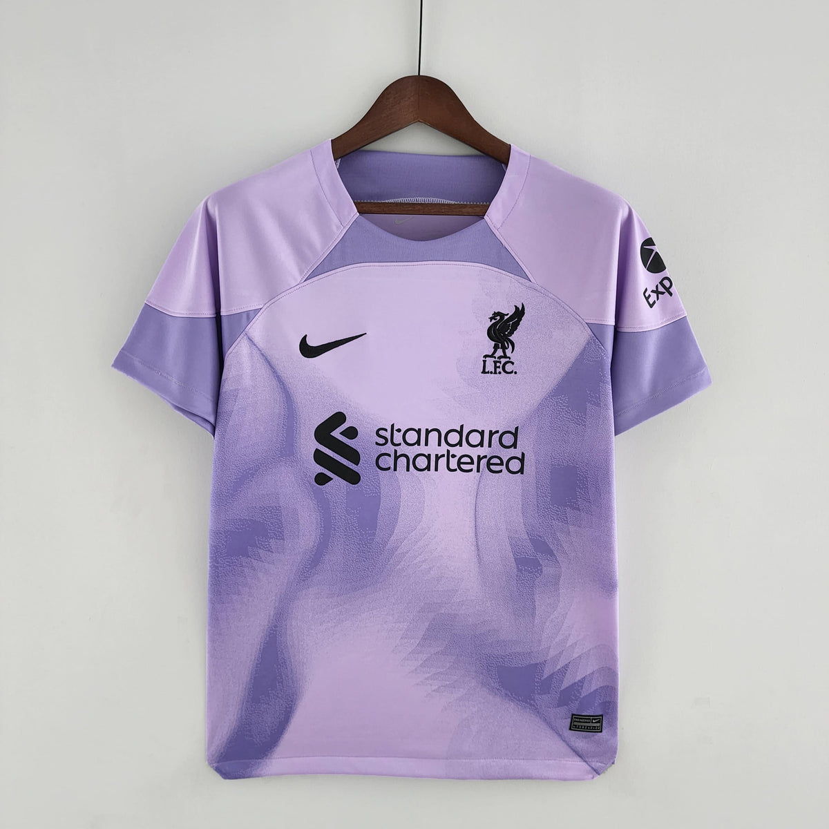 Camisa Liverpool Goleiro 2022/23 Roxa - Modelo Torcedor